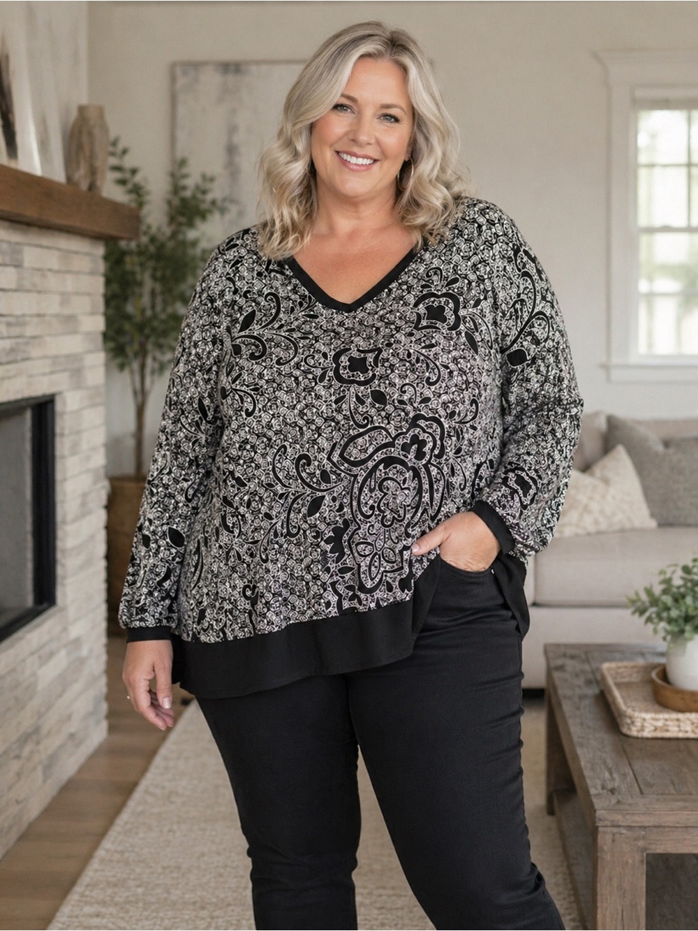Lane Bryant Blouse Women’s Size 14/16 Black White Long Sleeve Sleek Floral 14 16
